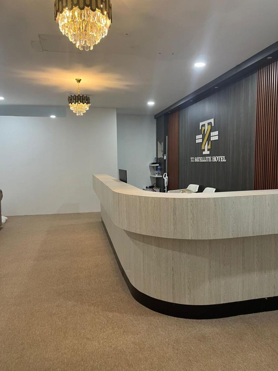 Tz Satellite Hotel, Kota Bharu Exterior foto
